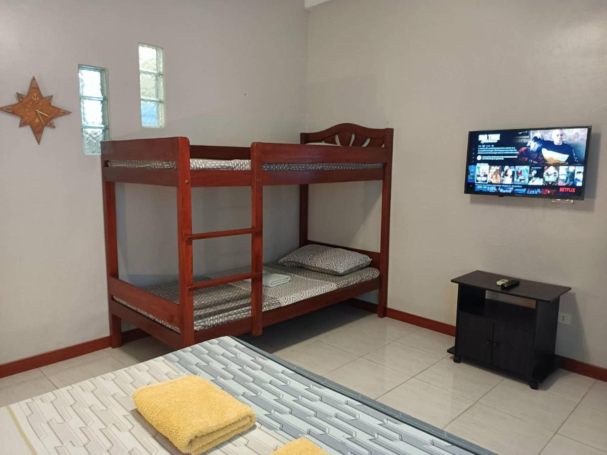 Villa Skanderbeg Guest House Puerto Princesa Dış mekan fotoğraf