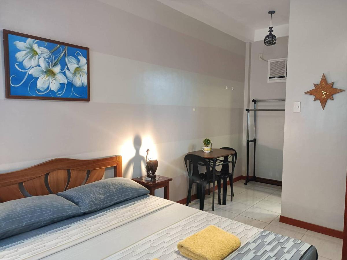 Villa Skanderbeg Guest House Puerto Princesa Dış mekan fotoğraf