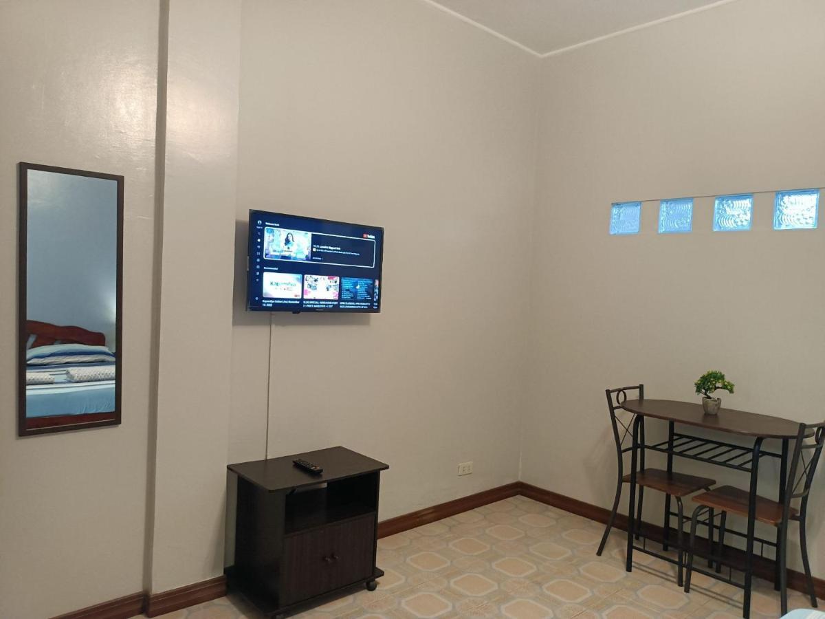 Villa Skanderbeg Guest House Puerto Princesa Dış mekan fotoğraf