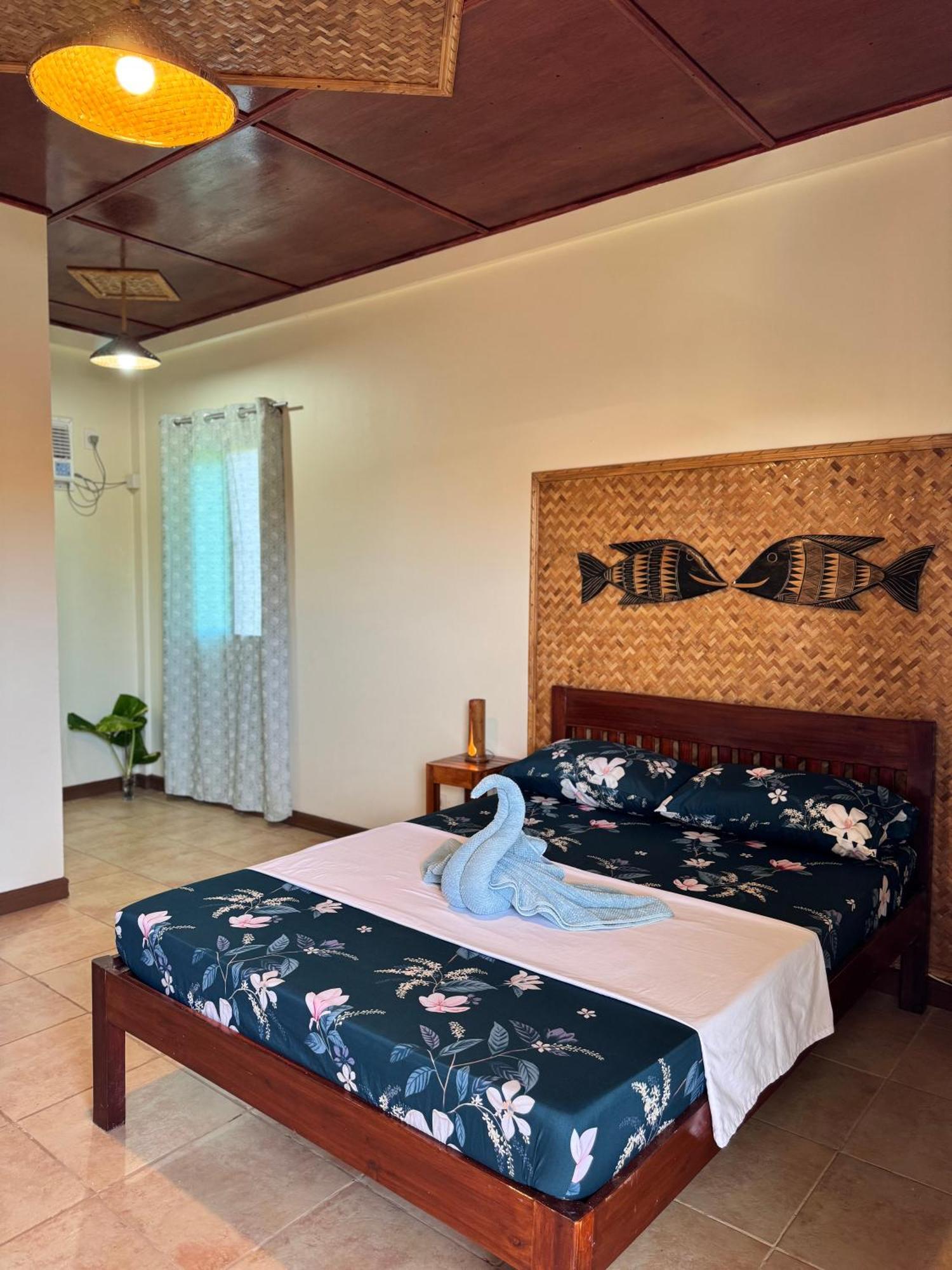 Villa Skanderbeg Guest House Puerto Princesa Dış mekan fotoğraf