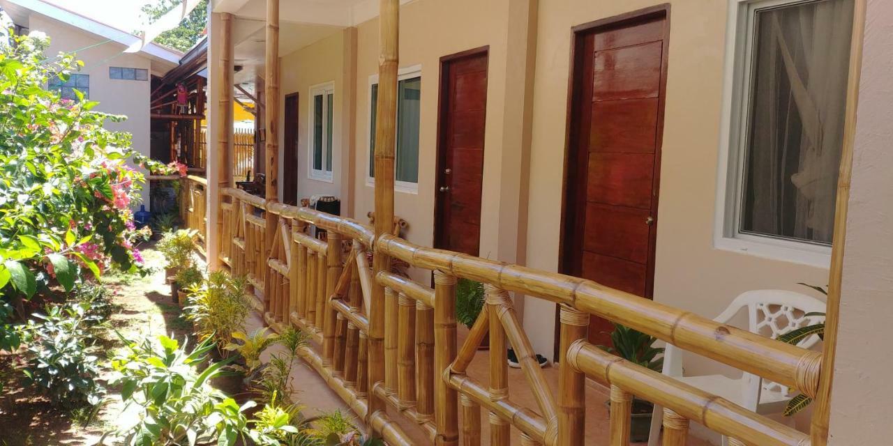 Villa Skanderbeg Guest House Puerto Princesa Dış mekan fotoğraf