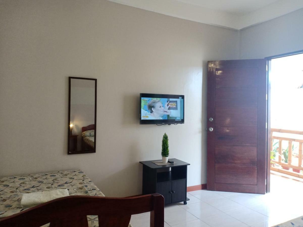 Villa Skanderbeg Guest House Puerto Princesa Dış mekan fotoğraf